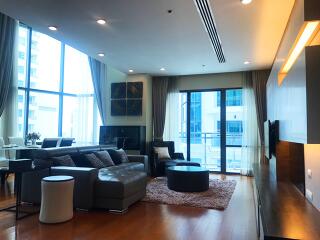 For RENT : Bright Sukhumvit 24 / 3 Bedroom / 3 Bathrooms / 189 sqm / 120000 THB [6940815]