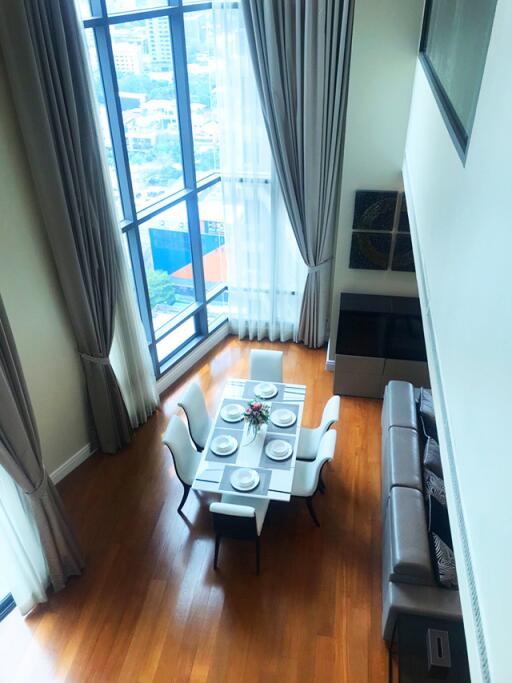 For RENT : Bright Sukhumvit 24 / 3 Bedroom / 3 Bathrooms / 189 sqm / 120000 THB [6940815]