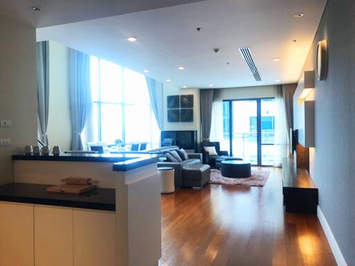 For RENT : Bright Sukhumvit 24 / 3 Bedroom / 3 Bathrooms / 189 sqm / 120000 THB [6940815]