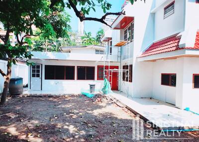 For RENT : House Asoke / 3 Bedroom / 3 Bathrooms / 569 sqm / 120000 THB [7026505]