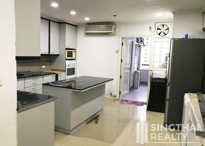 For RENT : Kallista Mansion / 3 Bedroom / 3 Bathrooms / 316 sqm / 120000 THB [7231464]