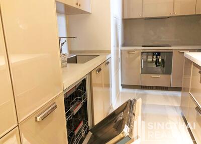 For RENT : Kraam Sukhumvit 26 / 2 Bedroom / 2 Bathrooms / 111 sqm / 120000 THB [7968835]