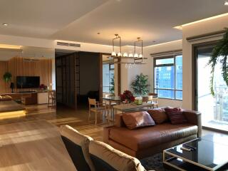 For RENT : The Madison / 2 Bedroom / 3 Bathrooms / 163 sqm / 120000 THB [7998640]