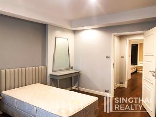 For RENT : Shanti Sadan / 3 Bedroom / 3 Bathrooms / 286 sqm / 120000 THB [8210945]