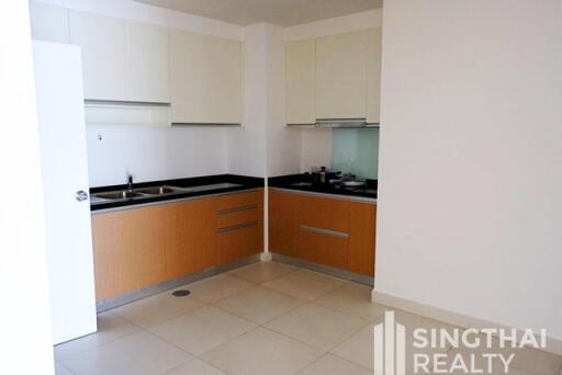 For RENT : Chamchuri Square Residence / 3 Bedroom / 3 Bathrooms / 227 sqm / 120000 THB [8322951]