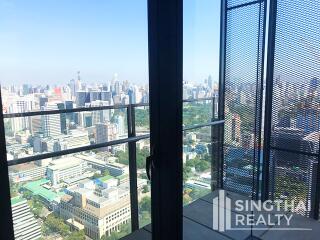 For RENT : The Met / 3 Bedroom / 3 Bathrooms / 199 sqm / 120000 THB [8407755]