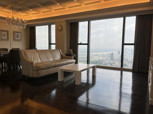 For RENT : The Met / 3 Bedroom / 4 Bathrooms / 196 sqm / 120000 THB [8421435]