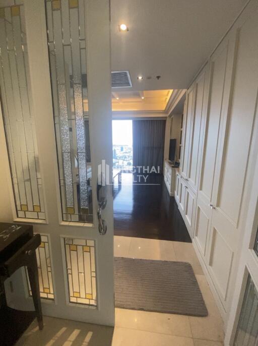 For RENT : The Met / 3 Bedroom / 4 Bathrooms / 196 sqm / 120000 THB [8421435]