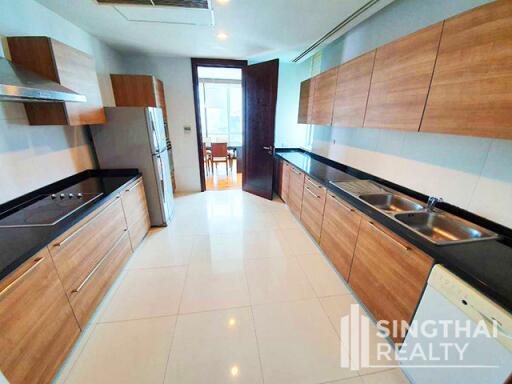 For RENT : Vasu The Residence / 4 Bedroom / 4 Bathrooms / 232 sqm / 120000 THB [8473469]