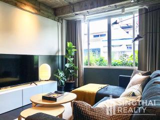 For RENT : Townhouse Thonglor / 3 Bedroom / 3 Bathrooms / 241 sqm / 120000 THB [8653771]