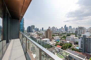 For RENT : KHUN by YOO inspired by Starck / 2 Bedroom / 2 Bathrooms / 82 sqm / 120000 THB [8736189]