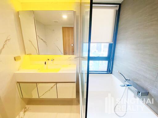 For RENT : Siamese Exclusive Sukhumvit 31 / 3 Bedroom / 3 Bathrooms / 145 sqm / 120000 THB [8806425]