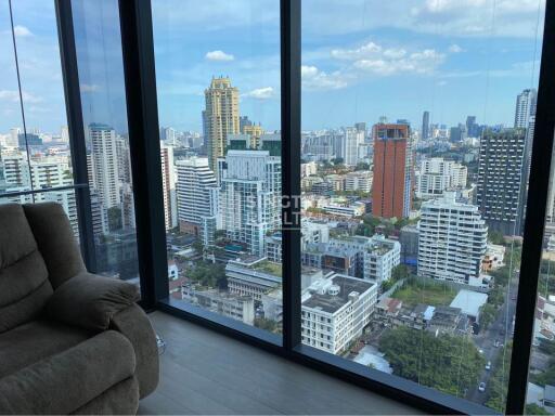 For RENT : Celes Asoke / 3 Bedroom / 3 Bathrooms / 124 sqm / 120000 THB [8900537]