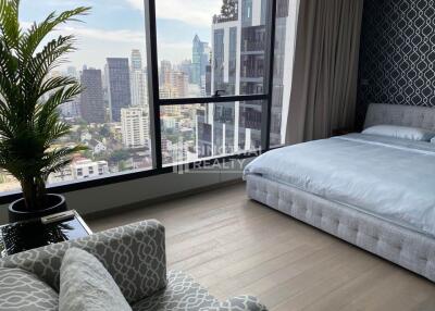 For RENT : Celes Asoke / 3 Bedroom / 3 Bathrooms / 124 sqm / 120000 THB [8900537]