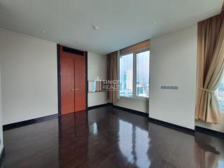 For RENT : The Infinity / 3 Bedroom / 3 Bathrooms / 214 sqm / 120000 THB [9943597]