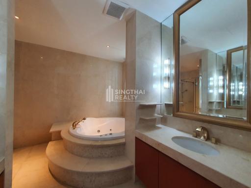 For RENT : The Infinity / 3 Bedroom / 3 Bathrooms / 214 sqm / 120000 THB [9943597]