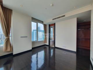 For RENT : The Infinity / 3 Bedroom / 3 Bathrooms / 214 sqm / 120000 THB [9943597]