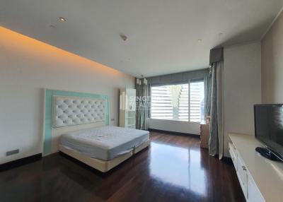 For RENT : The Infinity / 3 Bedroom / 3 Bathrooms / 226 sqm / 120000 THB [9943825]