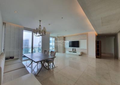 For RENT : The Infinity / 3 Bedroom / 3 Bathrooms / 226 sqm / 120000 THB [9943825]