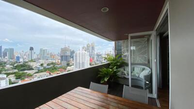 For RENT : Phatssana Gardens / 4 Bedroom / 5 Bathrooms / 332 sqm / 120000 THB [10010226]