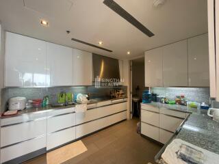 For RENT : The Met / 3 Bedroom / 3 Bathrooms / 214 sqm / 120000 THB [10024377]