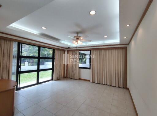 For RENT : House Thonglor / 4 Bedroom / 4 Bathrooms / 340 sqm / 120000 THB [R10026]