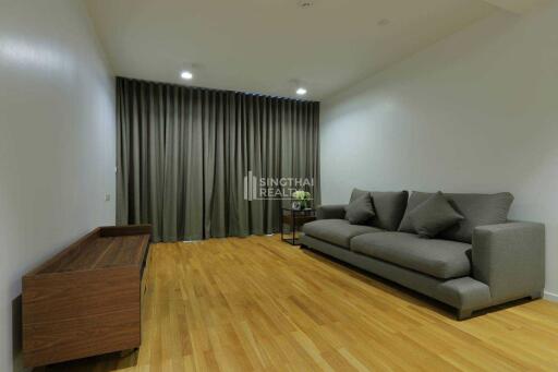 For RENT : BioHouse service Apartment / 3 Bedroom / 3 Bathrooms / 242 sqm / 120000 THB [9093358]