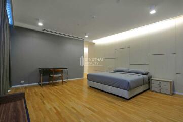 For RENT : BioHouse service Apartment / 3 Bedroom / 3 Bathrooms / 242 sqm / 120000 THB [9093358]