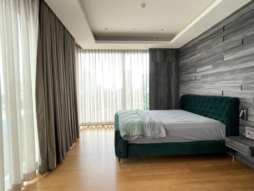 For RENT : Sindhorn Tonson / 2 Bedroom / 2 Bathrooms / 106 sqm / 140000 THB [10302894]