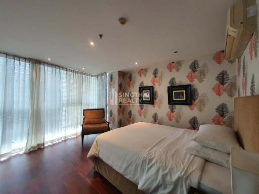 For RENT : Urbana Langsuan / 3 Bedroom / 2 Bathrooms / 210 sqm / 120000 THB [10359534]