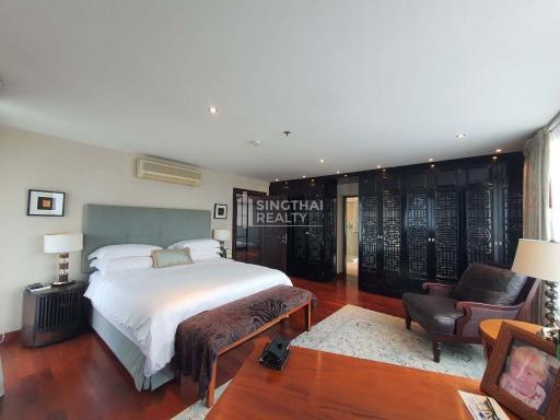 For RENT : Urbana Langsuan / 3 Bedroom / 2 Bathrooms / 210 sqm / 120000 THB [10359534]