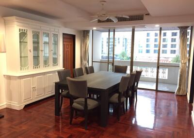 For RENT : Dera Mansion / 3 Bedroom / 3 Bathrooms / 315 sqm / 120000 THB [R11009]