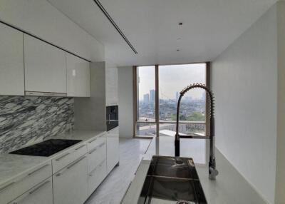 For RENT : Four Seasons Private Residences / 1 Bedroom / 1 Bathrooms / 104 sqm / 120000 THB [10730538]