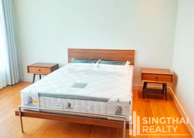 For RENT : Sindhorn Residence / 2 Bedroom / 2 Bathrooms / 121 sqm / 125000 THB [8270707]