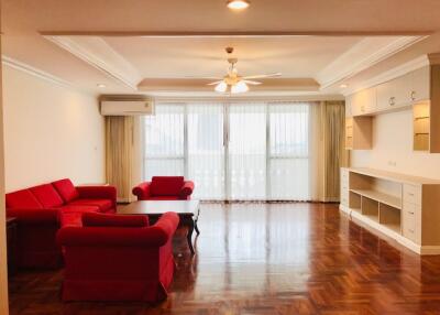 For RENT : G.M. Mansion / 4 Bedroom / 4 Bathrooms / 450 sqm / 125000 THB [9634536]