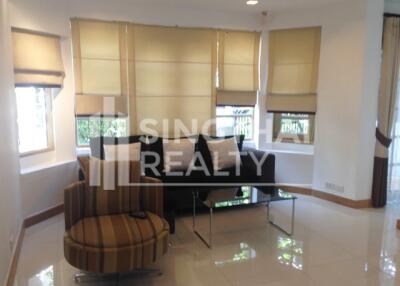 For RENT : House Phromphong / 4 Bedroom / 4 Bathrooms / 301 sqm / 130000 THB [3904019]