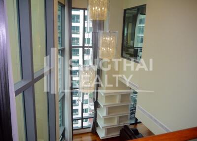 For RENT : Bright Sukhumvit 24 / 3 Bedroom / 3 Bathrooms / 181 sqm / 130000 THB [3978035]