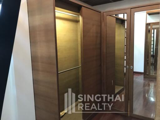 For RENT : House Sathorn / 2 Bedroom / 4 Bathrooms / 401 sqm / 130000 THB [5131058]