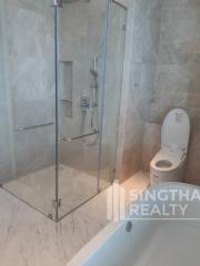 For RENT : Sindhorn Residence / 2 Bedroom / 2 Bathrooms / 121 sqm / 130000 THB [5930750]