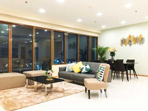 For RENT : The Emporio Place / 3 Bedroom / 4 Bathrooms / 163 sqm / 130000 THB [6591033]