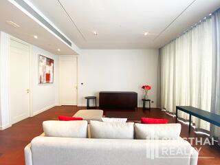 For RENT : MARQUE Sukhumvit / 2 Bedroom / 2 Bathrooms / 132 sqm / 130000 THB [8202366]