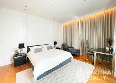 For RENT : Sindhorn Residence / 2 Bedroom / 2 Bathrooms / 113 sqm / 130000 THB [8521438]