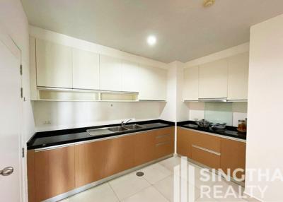 For RENT : Chamchuri Square Residence / 3 Bedroom / 3 Bathrooms / 227 sqm / 130000 THB [8641265]