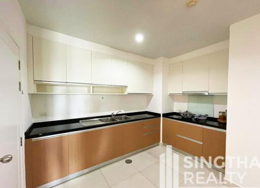 For RENT : Chamchuri Square Residence / 3 Bedroom / 3 Bathrooms / 227 sqm / 130000 THB [8641265]