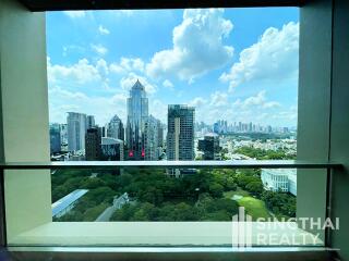 For RENT : Sindhorn Residence / 2 Bedroom / 2 Bathrooms / 111 sqm / 130000 THB [8807816]