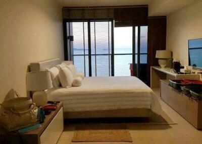 Condominium rent Zire Condo Pattaya