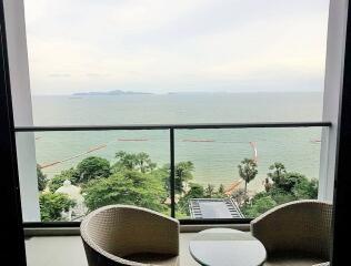 Condominium rent Zire Condo Pattaya