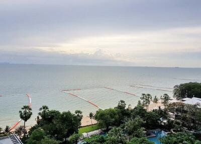 Condominium rent Zire Condo Pattaya