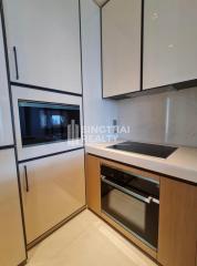 For RENT : BEATNIQ Sukhumvit 32 / 2 Bedroom / 3 Bathrooms / 108 sqm / 130000 THB [9206582]