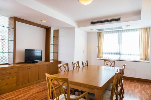 For RENT : Krungthep Thani Tower / 3 Bedroom / 3 Bathrooms / 475 sqm / 130000 THB [9691811]